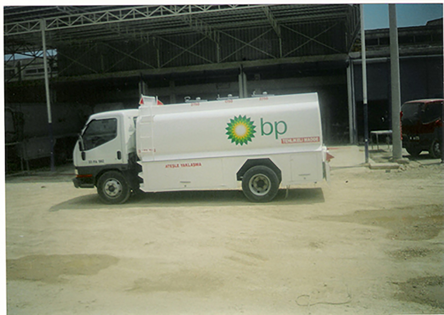 BP TANKER GİYDİRME